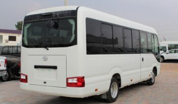 
									TOYOTA COASTER 4.2L MT 2022 #N0O12 complet								