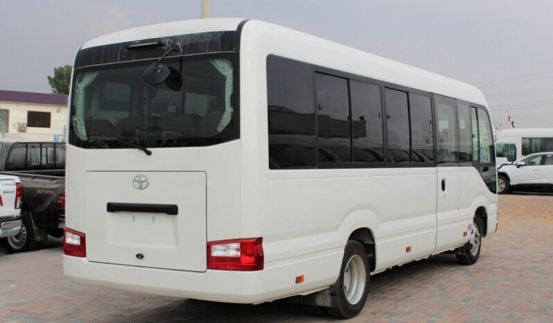 
								TOYOTA COASTER 4.2L MT 2022 #N0O12 complet									