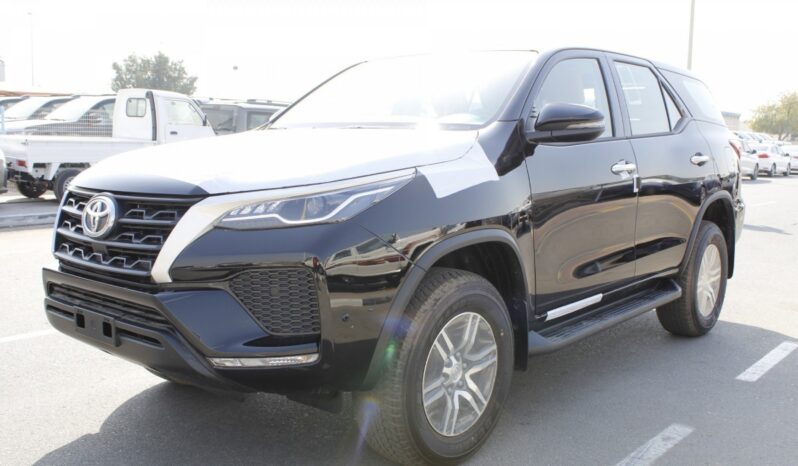 
								TOYOTA FORTUNER 2.7L À 2022 #0SN01 complet									