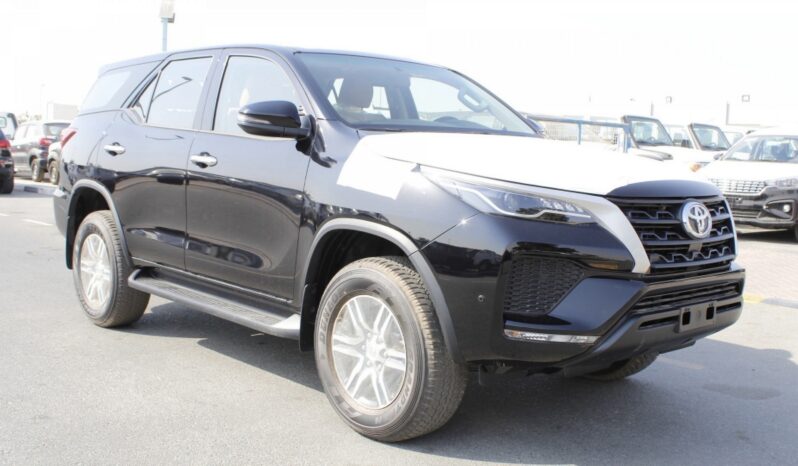 
								TOYOTA FORTUNER 2.7L À 2022 #0SN01 complet									