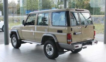 
									TOYOTA LAND CRUISER 70 4.2L 2022 HZJ76 #00072 complet								