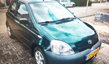 RACARS SHIPPING YARIS 2001 ESSENCE (4)